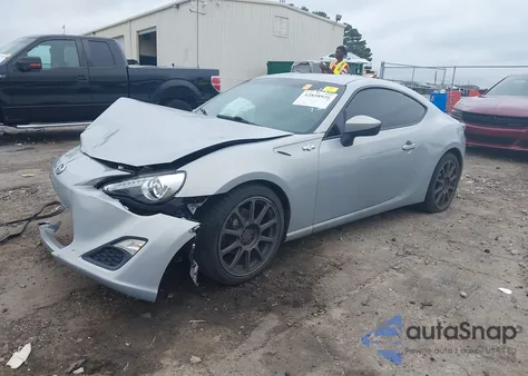 2013 Scion Fr-S 10 Series from USA, damaged, VIN JF1ZNAA13D2730085